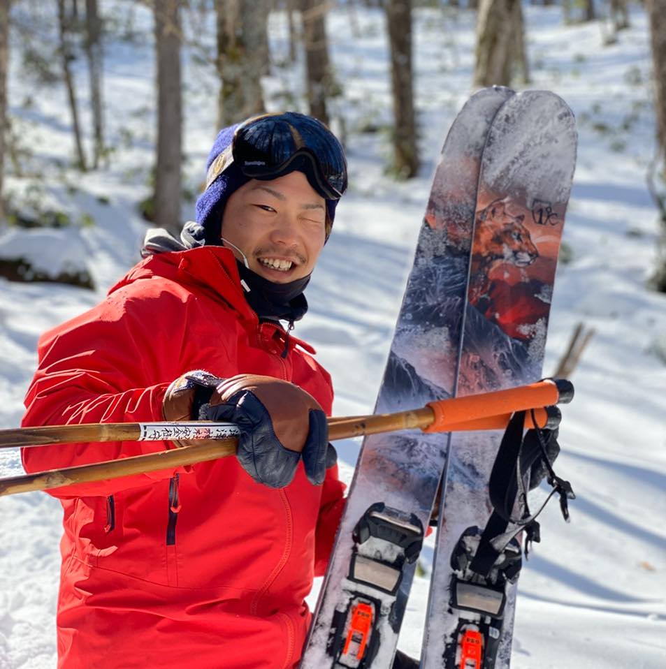 自分とバディーの命を守るー雪崩ビーコン選択のポイントー